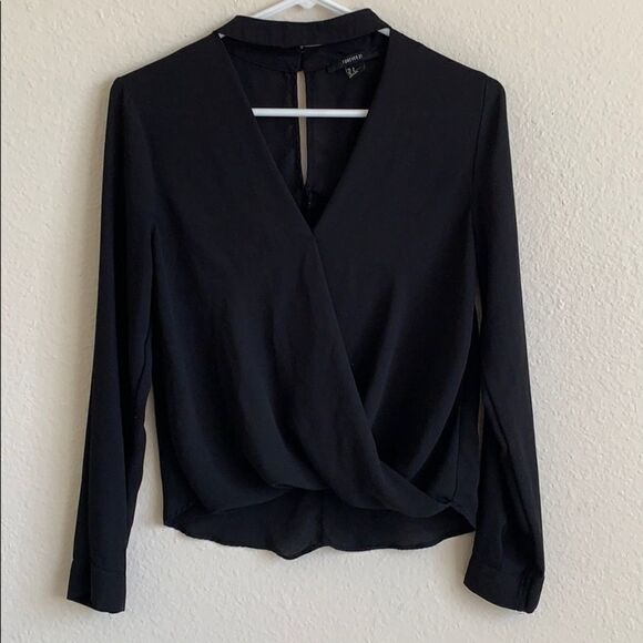 š¹4/$25Ā LongāSleeveāblackātop - Picture 1 of 6